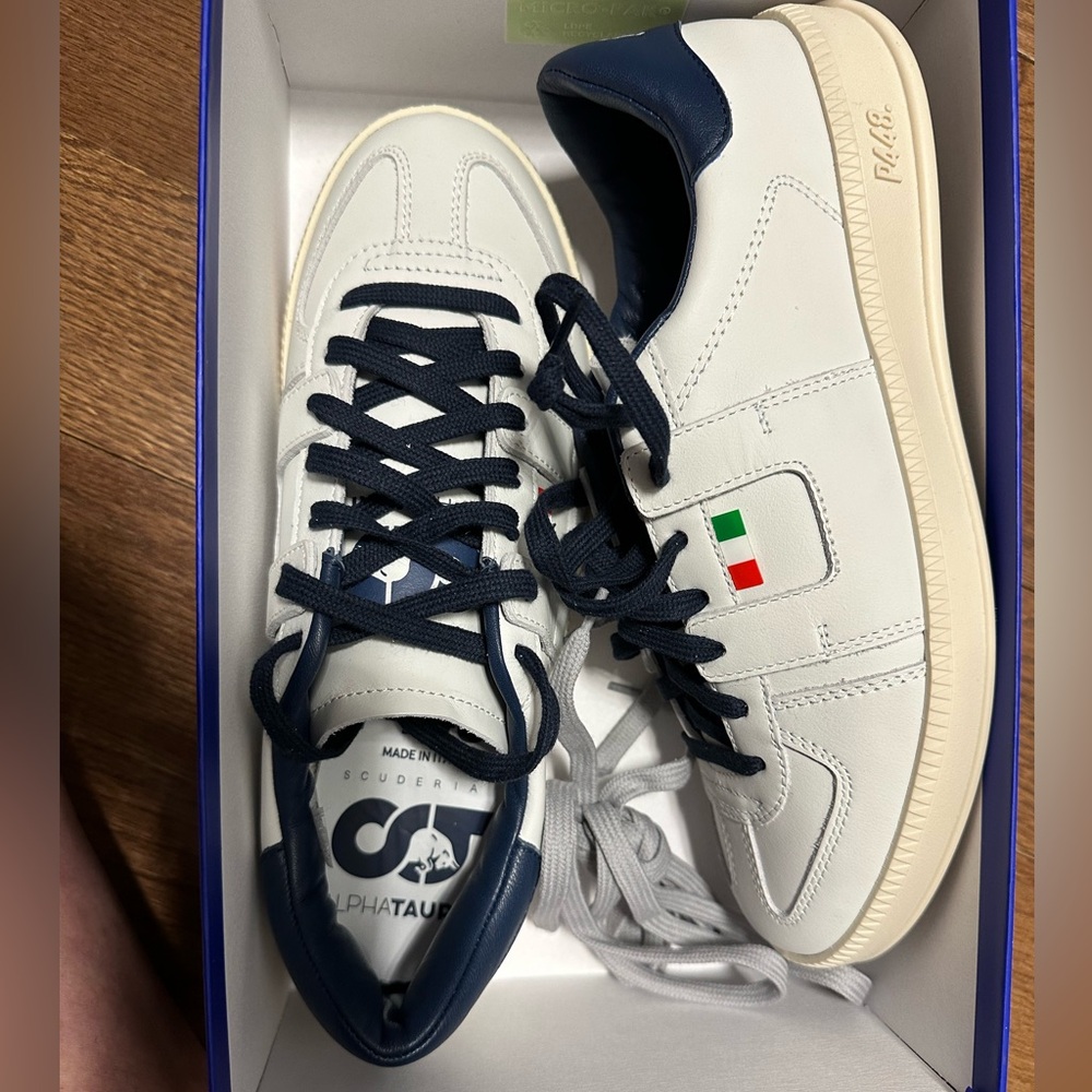 *NEWish*Sz 9.5/10 Womens*P448*Monzaat Low top